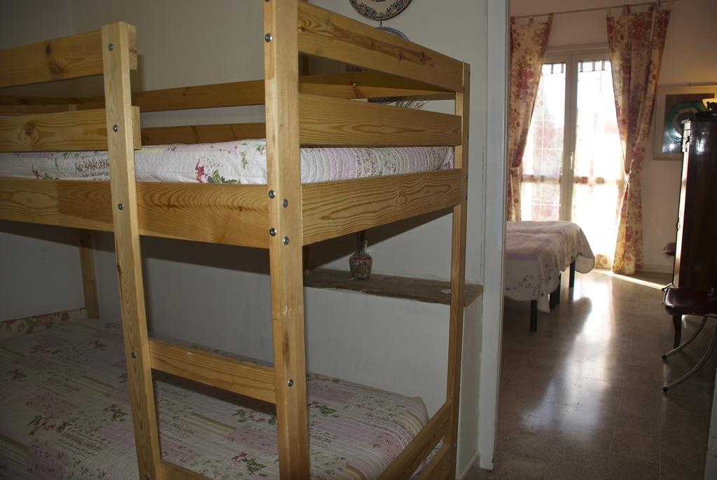 B&B Mery Lho Aprilia Room photo